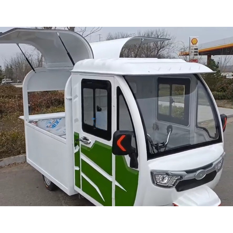 Camion per alimenti mobili di  - Coffee Van Equipment recensione e prezzo